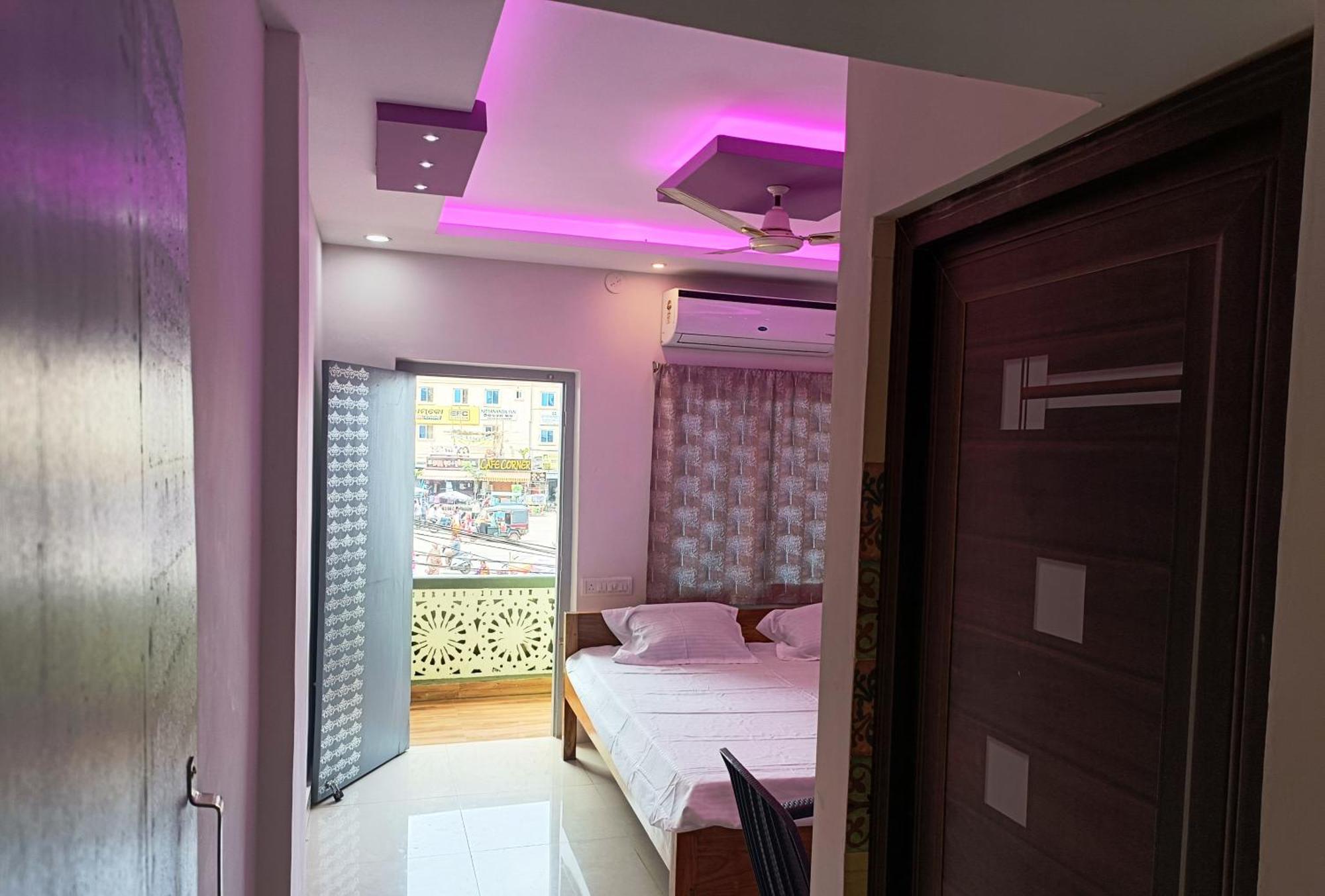 Hotel Grand View Puri Eksteriør billede