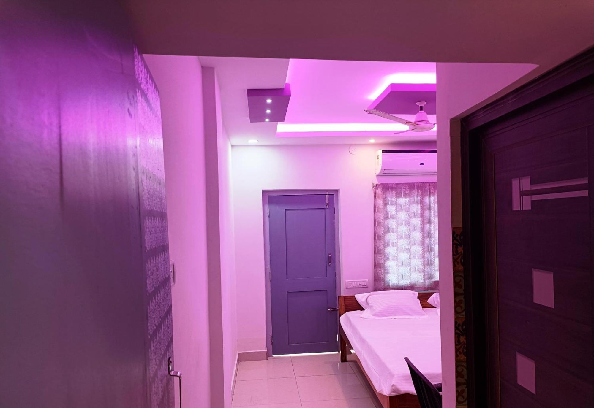 Hotel Grand View Puri Eksteriør billede