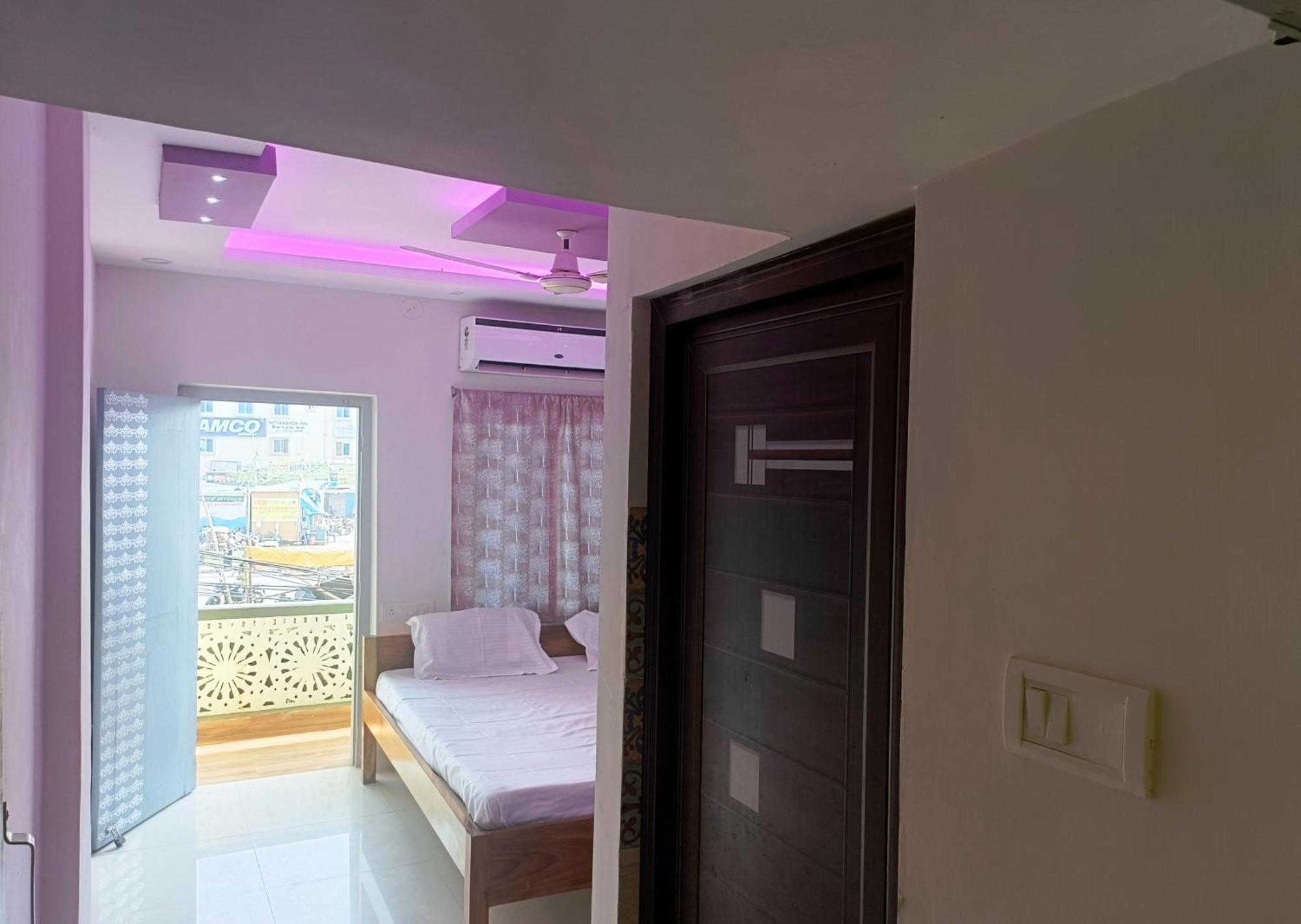 Hotel Grand View Puri Eksteriør billede