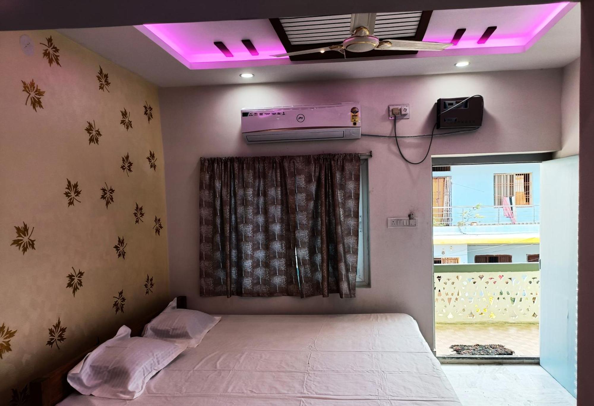 Hotel Grand View Puri Eksteriør billede